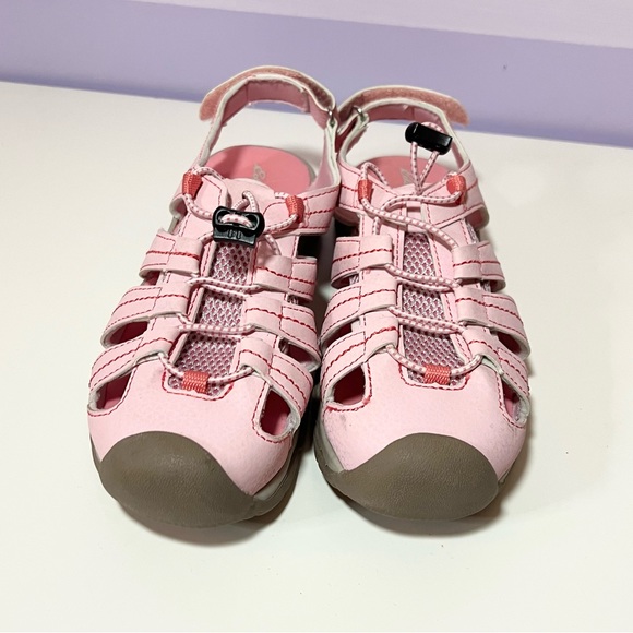 Eddie Bauer Water Shoes, pink, Kristen style, size 2 - Picture 1 of 9